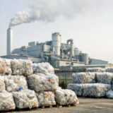 ゴミ処理政策は追いついているのか──増える廃プラとリサイクルの現実