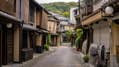 観光地の住宅不足はなぜ起きるのか──短期宿泊ビジネスの拡大と住居問題