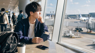 なぜ若者は海外を目指さなくなったのか──内向き志向の光と影